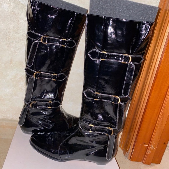 JIMMY CHOO PATENT LEATHER BOOTS - Picture 2 of 3